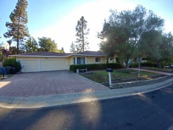 Available room in great 6 BR house! 3
