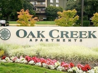 1 bedroom apartment in Oak Creek 1