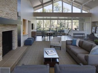 1 bedroom apartment in Oak Creek 3