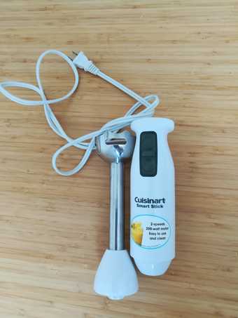 cuisinart smart stick/blender with measuring cup - excellent condition 1