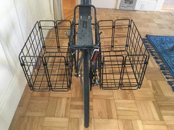 22'' vintage men's Grand Prix bike with helmet, lock & baskets 2