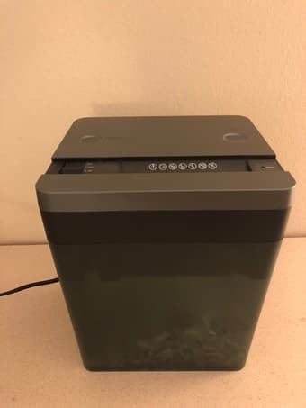 Desktop Paper Shredder - Royal DT4 CrossCutting 3