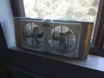 Dual window fans (x2) 1
