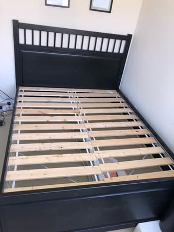 Queen mattress and bedframe 2