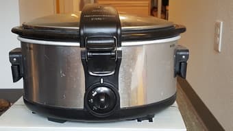 Hamilton Beach Slow Cooker (moving sale) 2