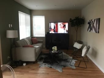 Oakland Bedroom in Brand New House - close to the lake and chinatown 2