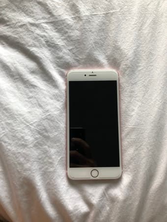 16GB iPhone 6s Plus, like new. 2