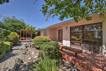 1 bedroom with shared bath in Redwood city 1