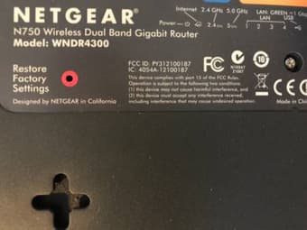 Netgear WNDR4300 N750 750Mbps wifi Gigabit wired Router 2