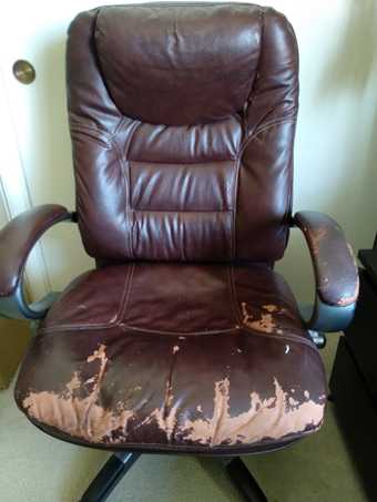 Big leather office chair (Palo Alto) 1