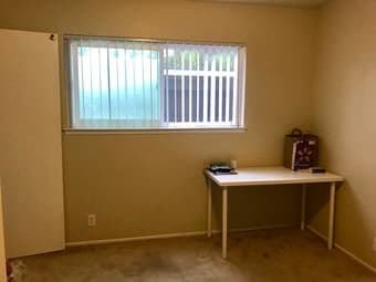 Sunny Palo Alto Room for Rent (single female), 1 October 1
