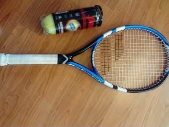 Babolat Drive Max 110 Tennis Racquet, grip size 4 3/8'' -- barely used 1