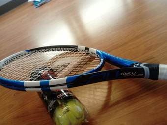 Babolat Drive Max 110 Tennis Racquet, grip size 4 3/8'' -- barely used 3