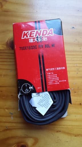 New 700x18/23c Tube w/ French Valve 1
