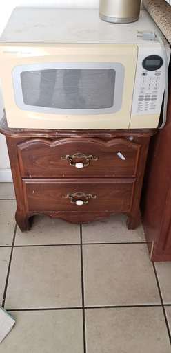 moving sale 3