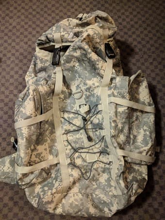 Everest Digital Camo Hiking Backpack 1