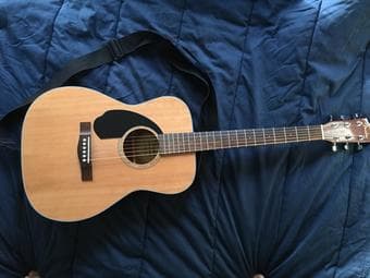 Fender CC-60s Left Handed Acoustic Guitar + Bag 1