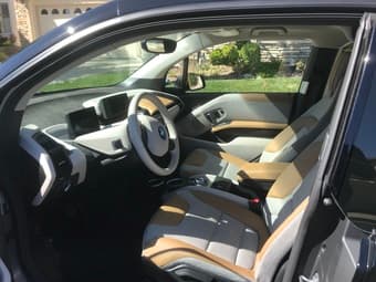 2017 BMW i3 - 12K miles - EV w/ Carpool Sticker 3