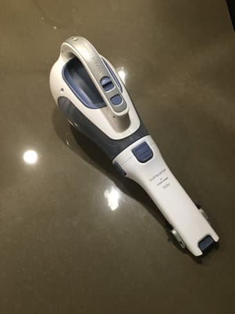 Handheld vacuum (perfect condition) 1