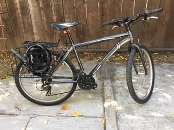 Rayleigh Mountain/Hybrid Bike -- Size M 1