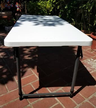 Lifetime 4-Foot Adjustable Fold-In-Half Table 2