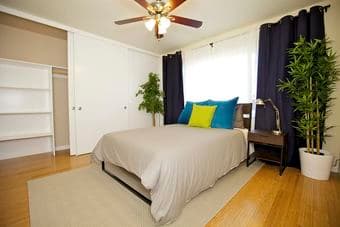 Great Mountain View Apartment - Prime Location 2