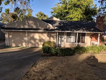 Private bedroom available in Redwood City house 1