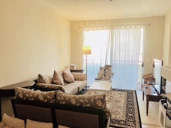Huge Master Bedroom/Private bath, Close to Stanford/Caltrain 1