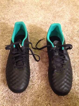 New Nike cleats (US Size 9) 1
