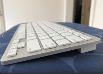 Logitech Bluetooth Keyboard for Apple products 2