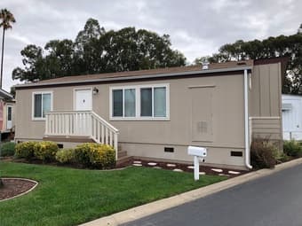 2bed, 2bath sublease, $2795 /month, $600 cash incentive upon signing 1