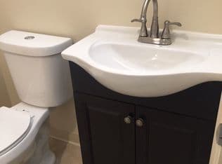 A corner-unit studio in Menlo Park available for sublet (10/3-10/24) 3