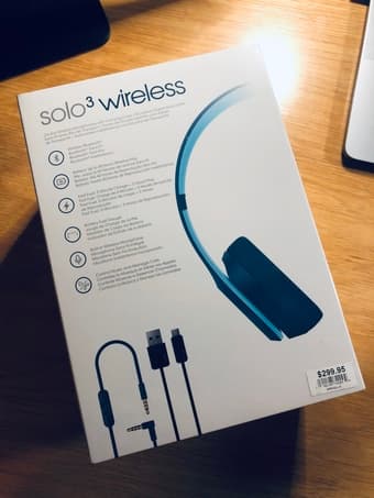 Brand new Beats Solo3 wireless headphones 3