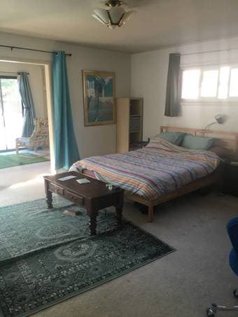 OPEN HOUSE TODAY. Large master bedroom in Palo Alto 1