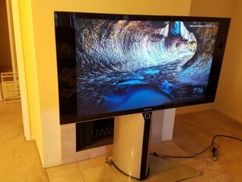 Samsung 56" Rear Projection HD TV 1