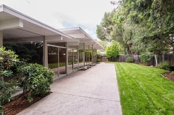 Shared 7 BD house in Palo Alto 1