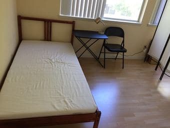 2b1b---living room rent from Oct 21st 1