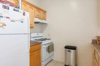 Furnished & clean private room in PA, 5 mins from Stanford Nov 16th! 3