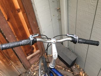 Selling used fitness bike 2