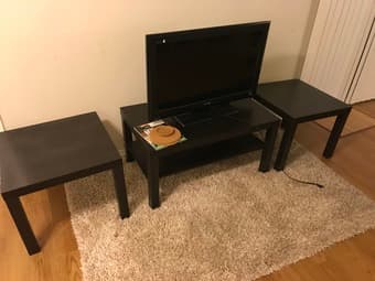 32" Sony Bravia TV ($90) and Roku Streaming Stick ($35) 2