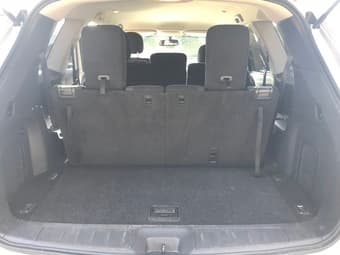 2015 Nissan Pathfinder: 39,500 -7_passengers- NEW TIRES!!! 3