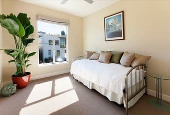 1b/1b available in San Francisco near Caltrain - Dec 1 3