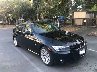 2011 BMW 328i (With CARFAX Report) 1