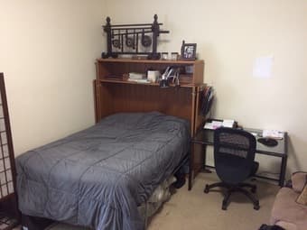 1 Bedroom in a 2 Bedroom Apartment in Mountain View - $900 3