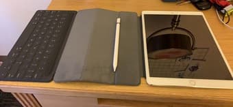 10.5in iPad Pro with Smart Keyboard and Pencil 1