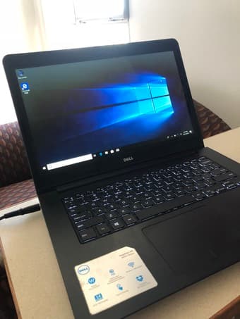 Used Dell Laptop - Touchscreen! 2