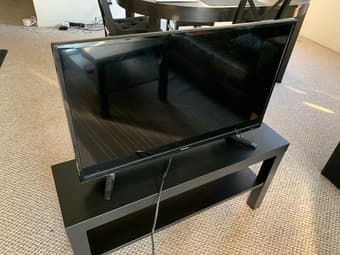 Hisense 32" TV 1