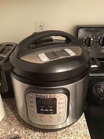 Instant Pot DUO60 6 Qt 7-in-1 Multi-Use 1