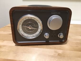 Tangent Uno Radio 1