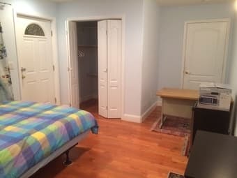 master bedroom with bathroom, private entrance in Palo Alto -Jan 1st 2